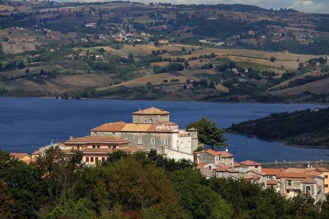 Juan Carlos Caiazza Grandolio - Italia ¡Un lugar para ir, venir y volver! - FOTO
