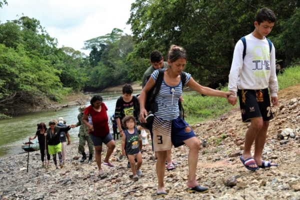 EEUU aporta a Panamá tres millones de dólares para limpiar el Darién por crisis migratoria