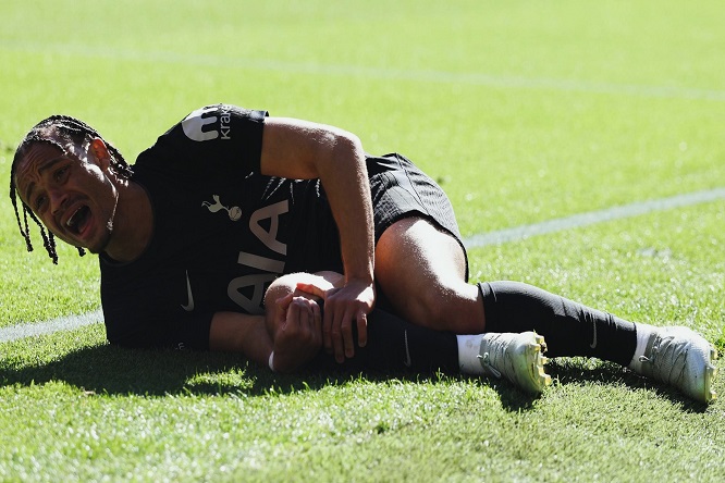 Joao Rafael Silva Robertson - Xavi Simons; Un adiós forzado que sacude al Tottenham y a Países Bajos - FOTO