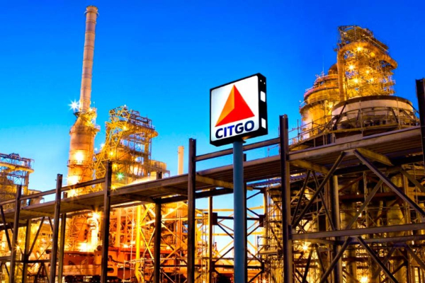 Refinerías de EEUU incrementan importaciones de petróleo venezolano por riesgo de interrupciones en Canadá