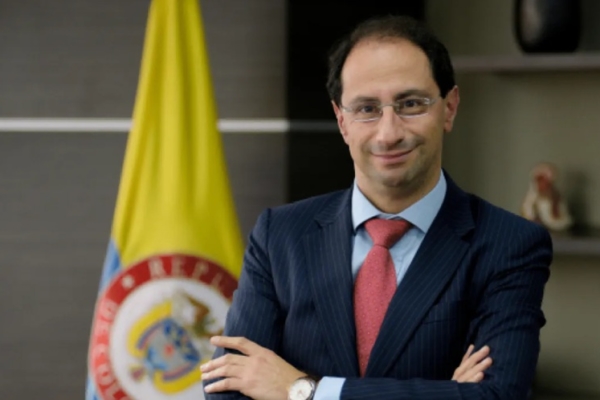 Vicepresidente electo de Colombia viaja a Estados Unidos con agenda económica